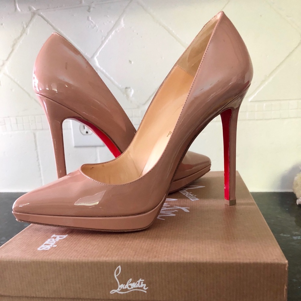 Christian Louboutin Size 38